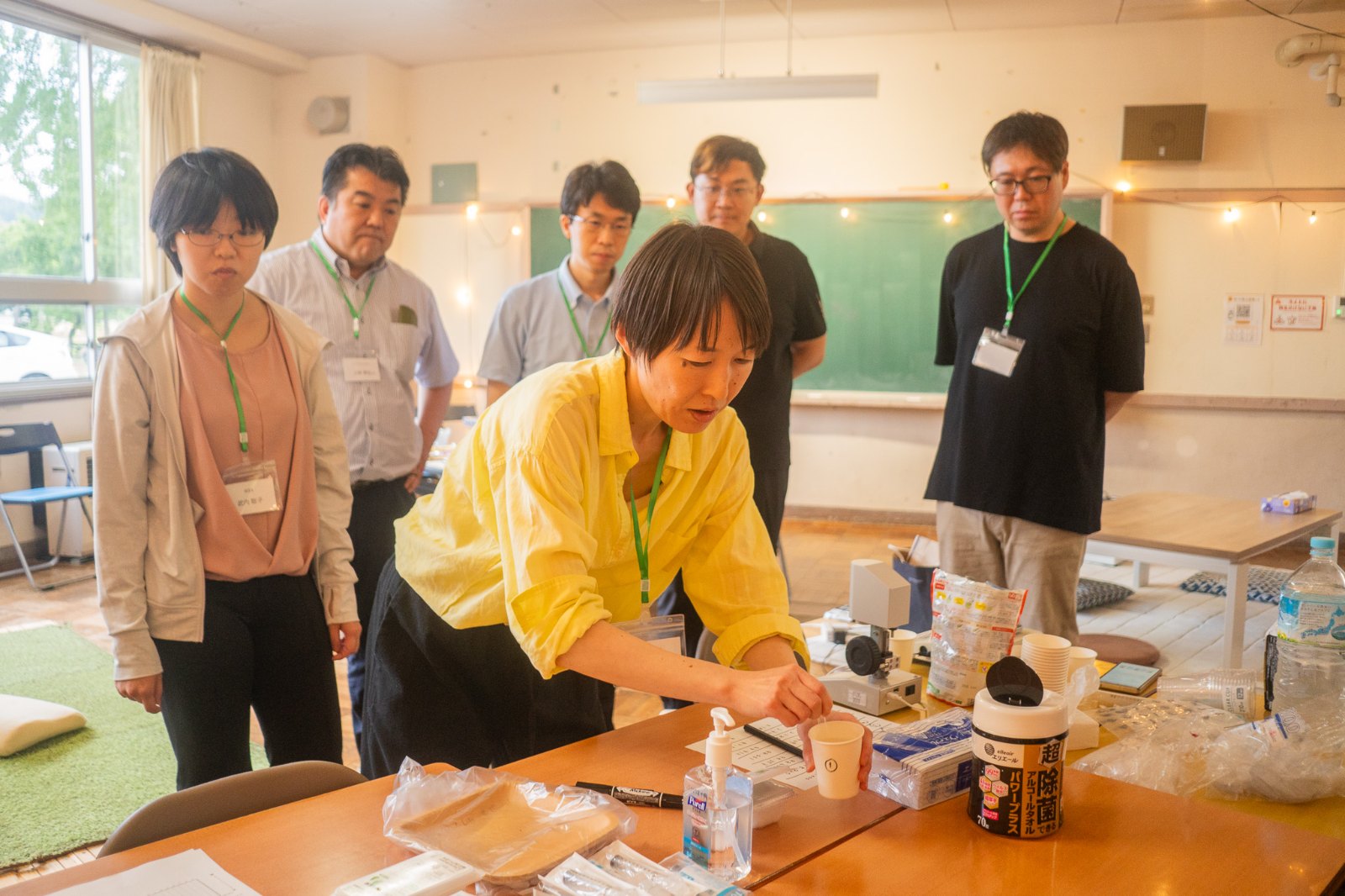 実習を見守る参加者
